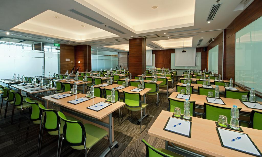 Holiday Inn Express Semarang Simpang Lima By Ihg Экстерьер фото