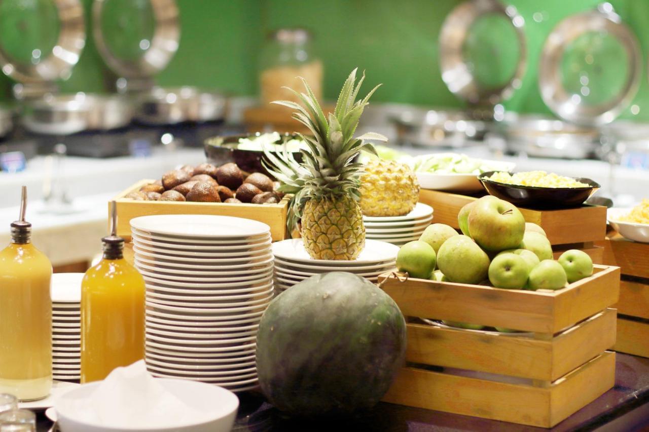 Holiday Inn Express Semarang Simpang Lima By Ihg Экстерьер фото